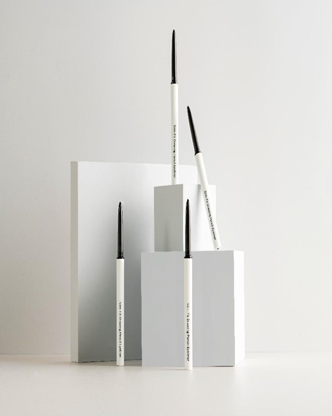 Ottie Slim-Fit Drawing Pencil Eyeliner